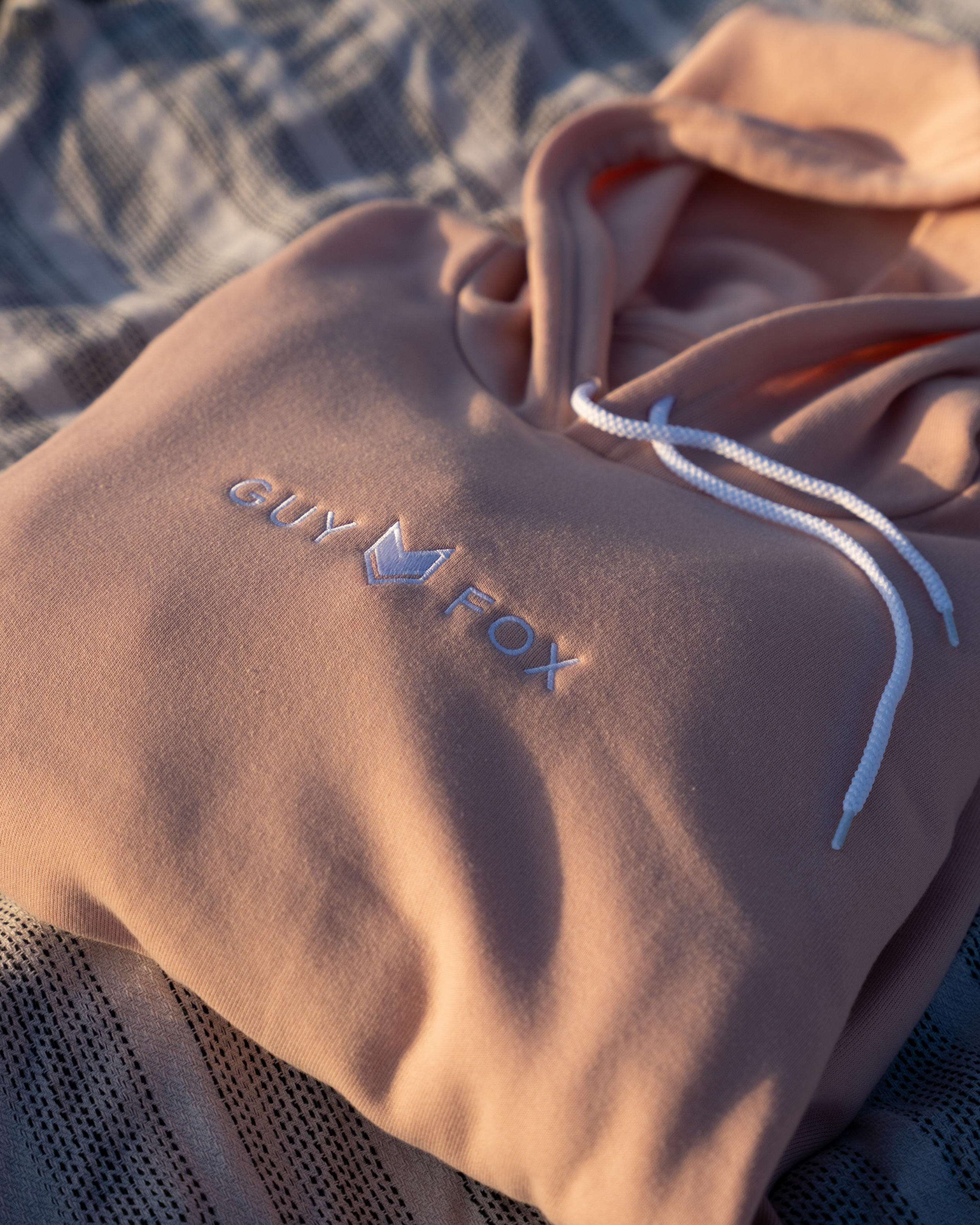 PEACH HOODIE