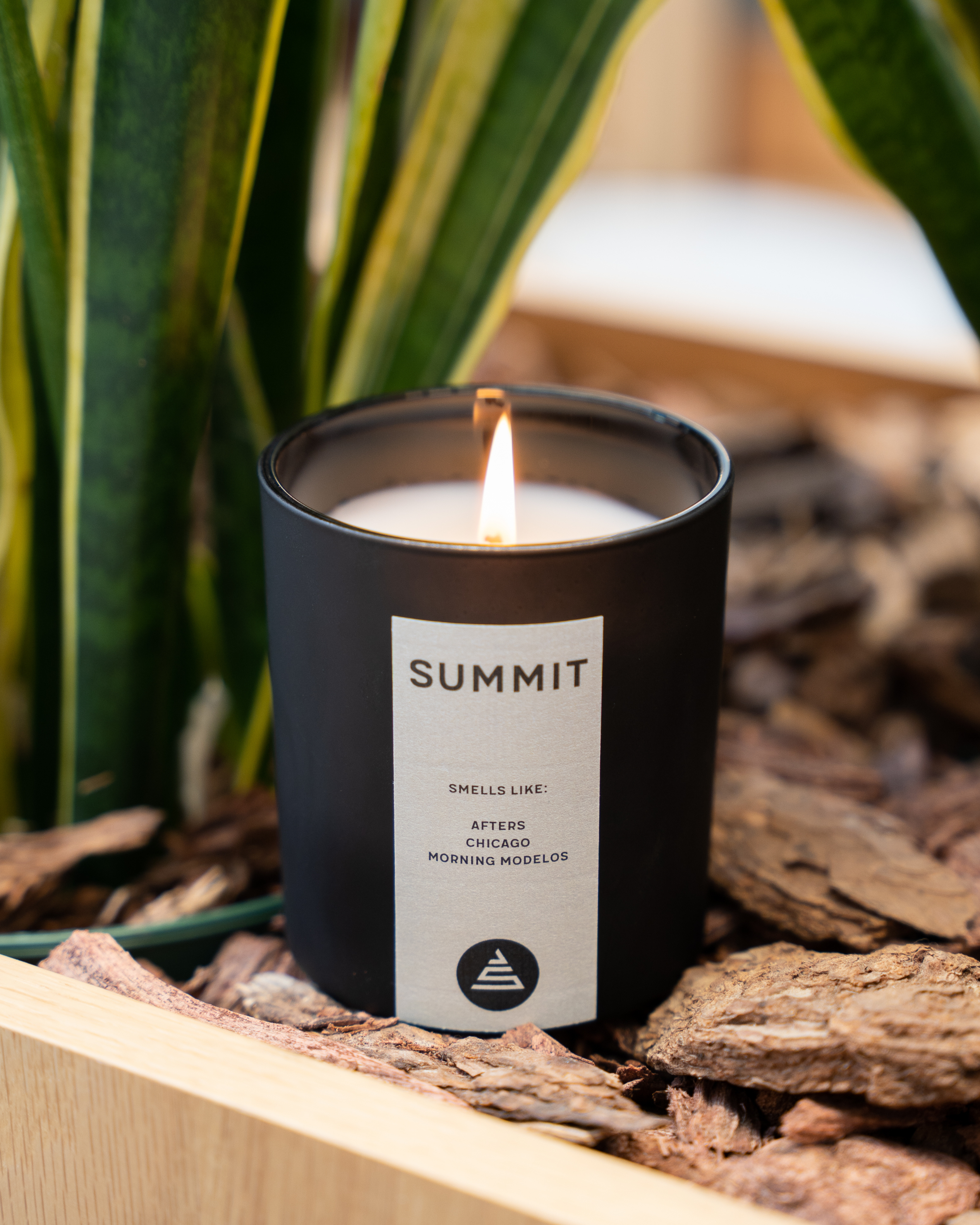 JOHN SUMMIT CANDLE